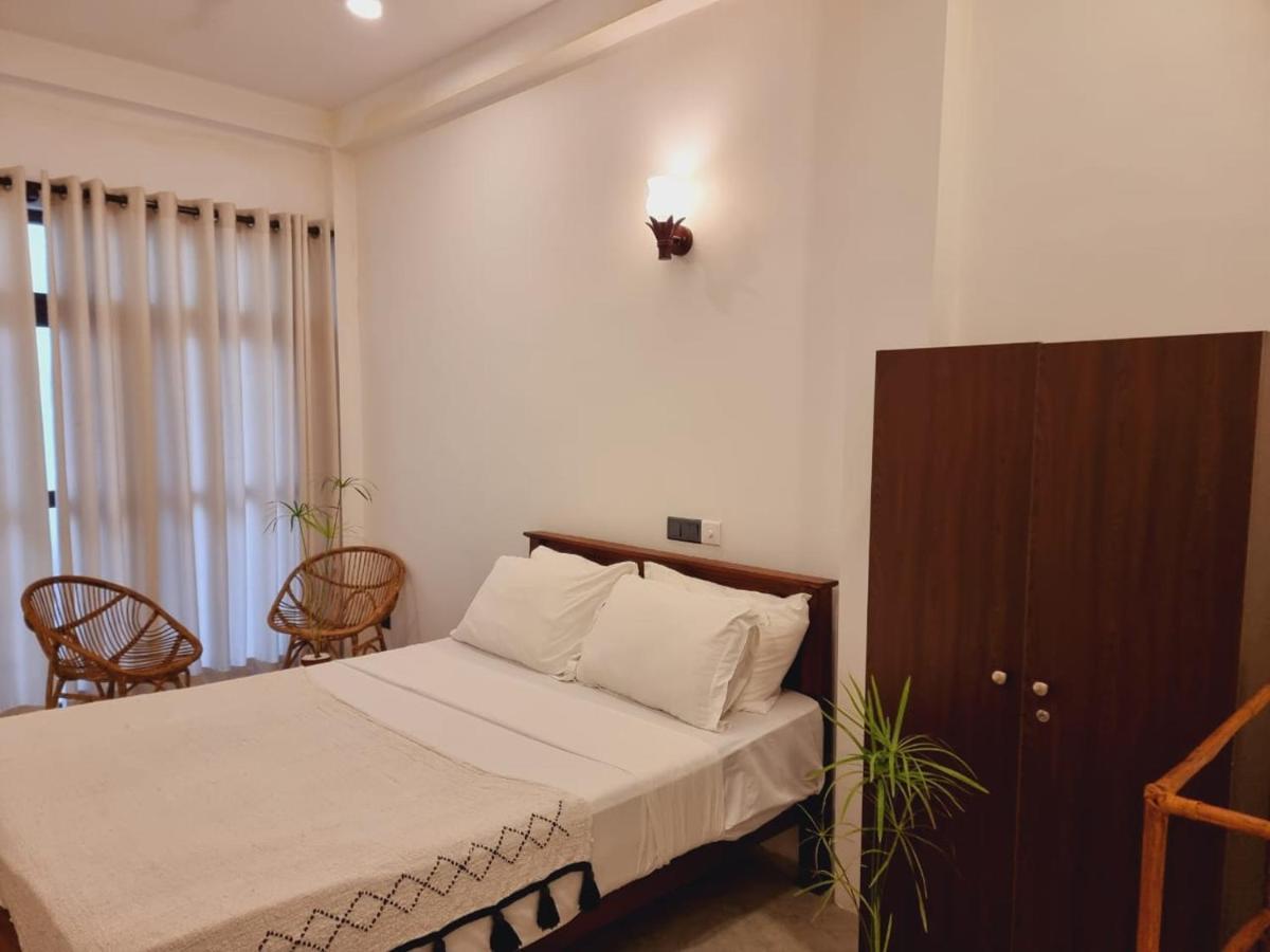 אהנגאמה Sandil Surf House מראה חיצוני תמונה