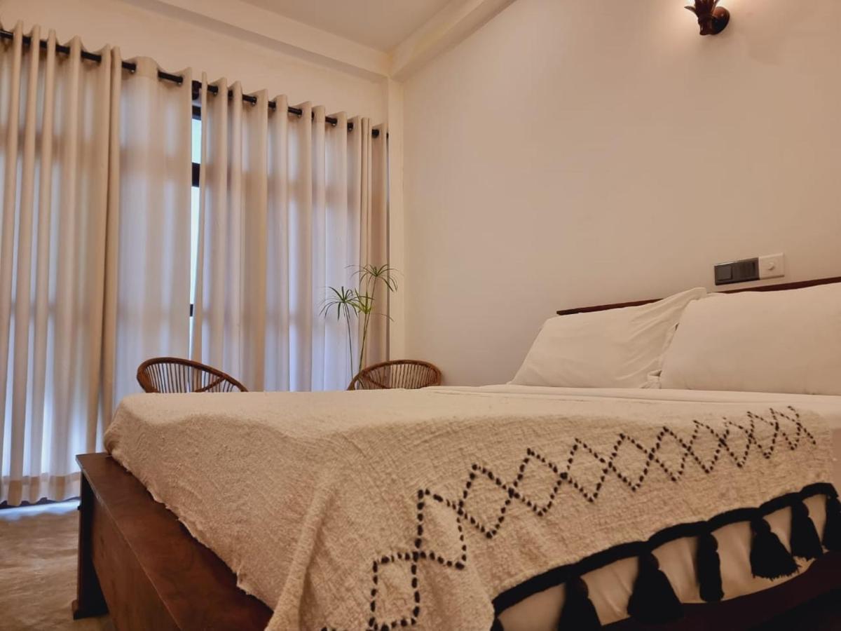 אהנגאמה Sandil Surf House מראה חיצוני תמונה