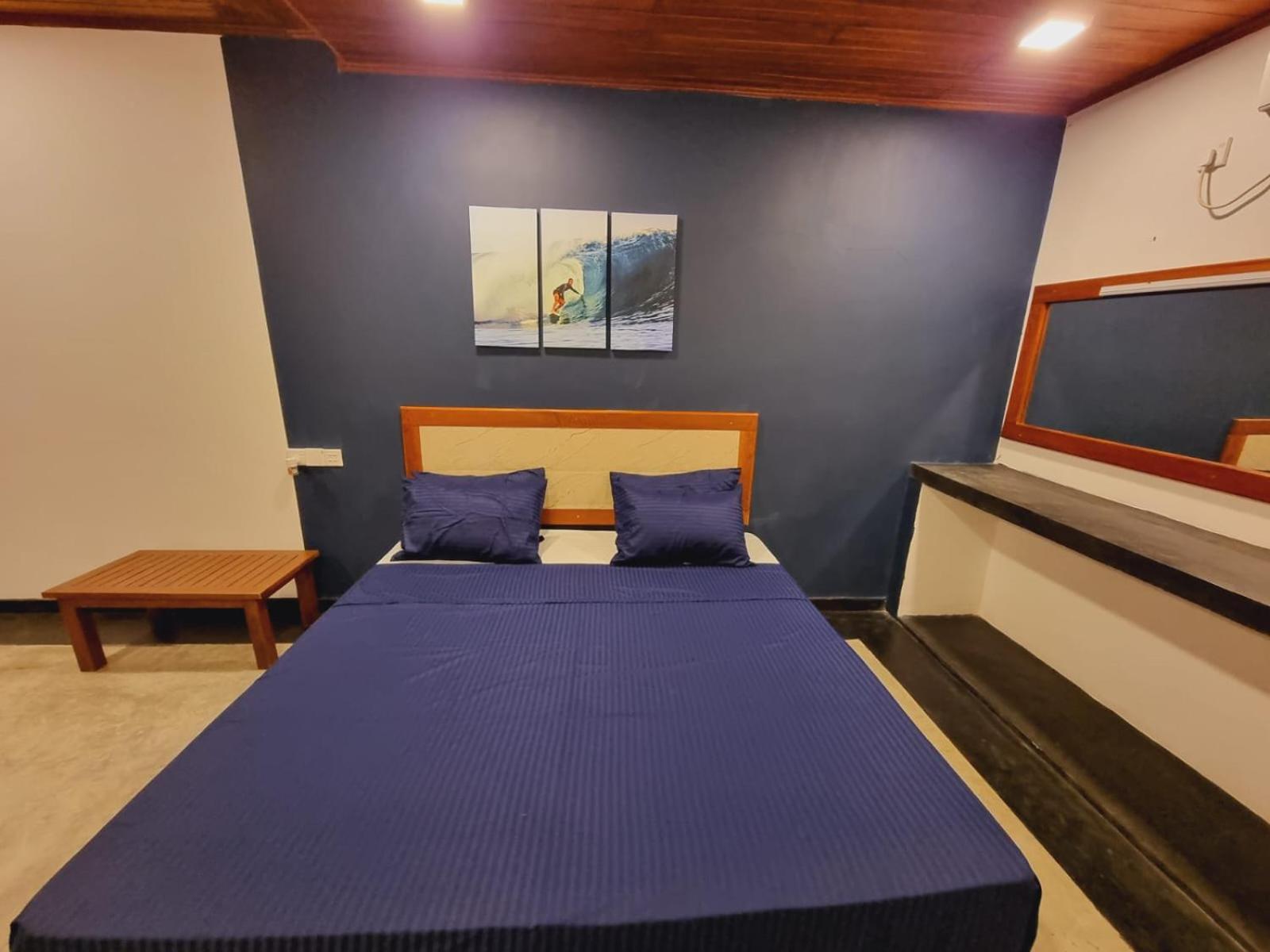אהנגאמה Sandil Surf House חדר תמונה
